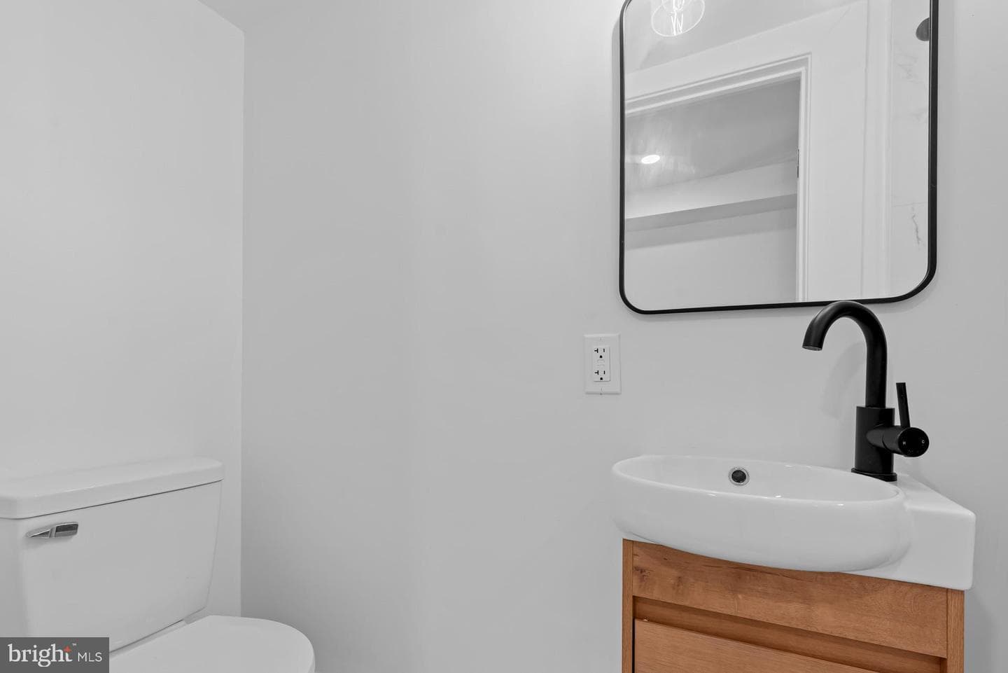 939 Shepherd Street NW photo 21