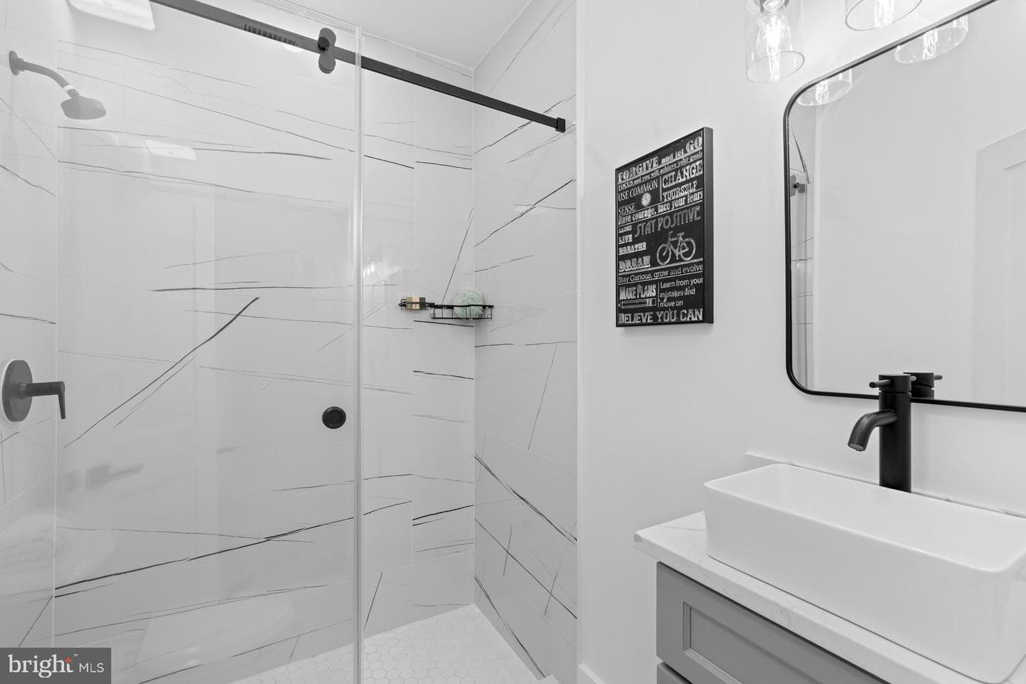 939 Shepherd Street NW photo 32