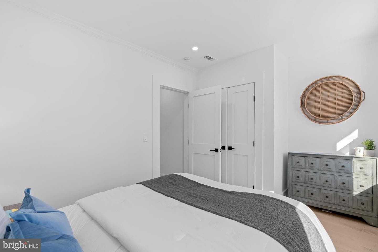 939 Shepherd Street NW photo 35