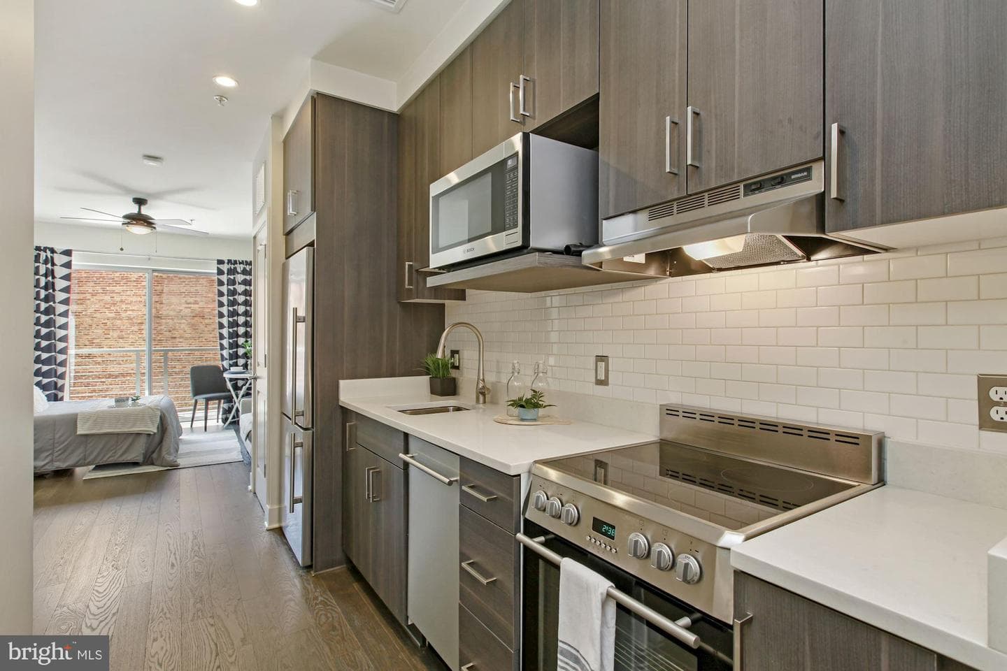 2550 17th Street NW #302 photo 8