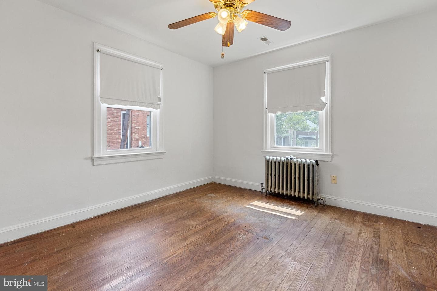 5515 Jay Street NE photo 6