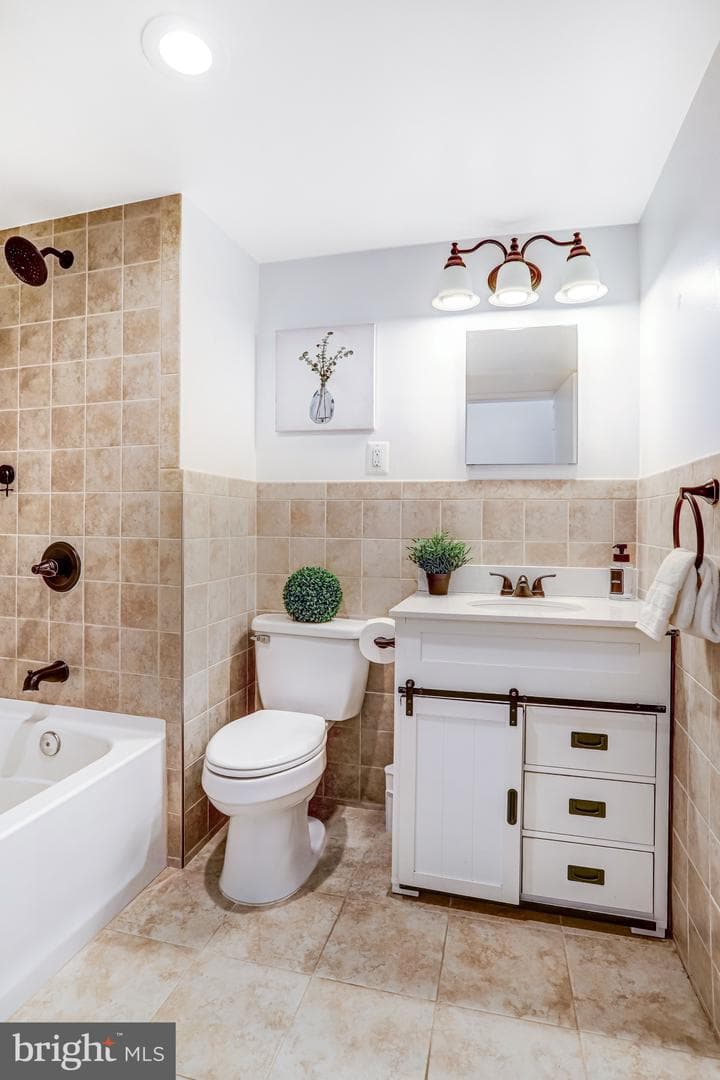 410 O Street SW #306 photo 31