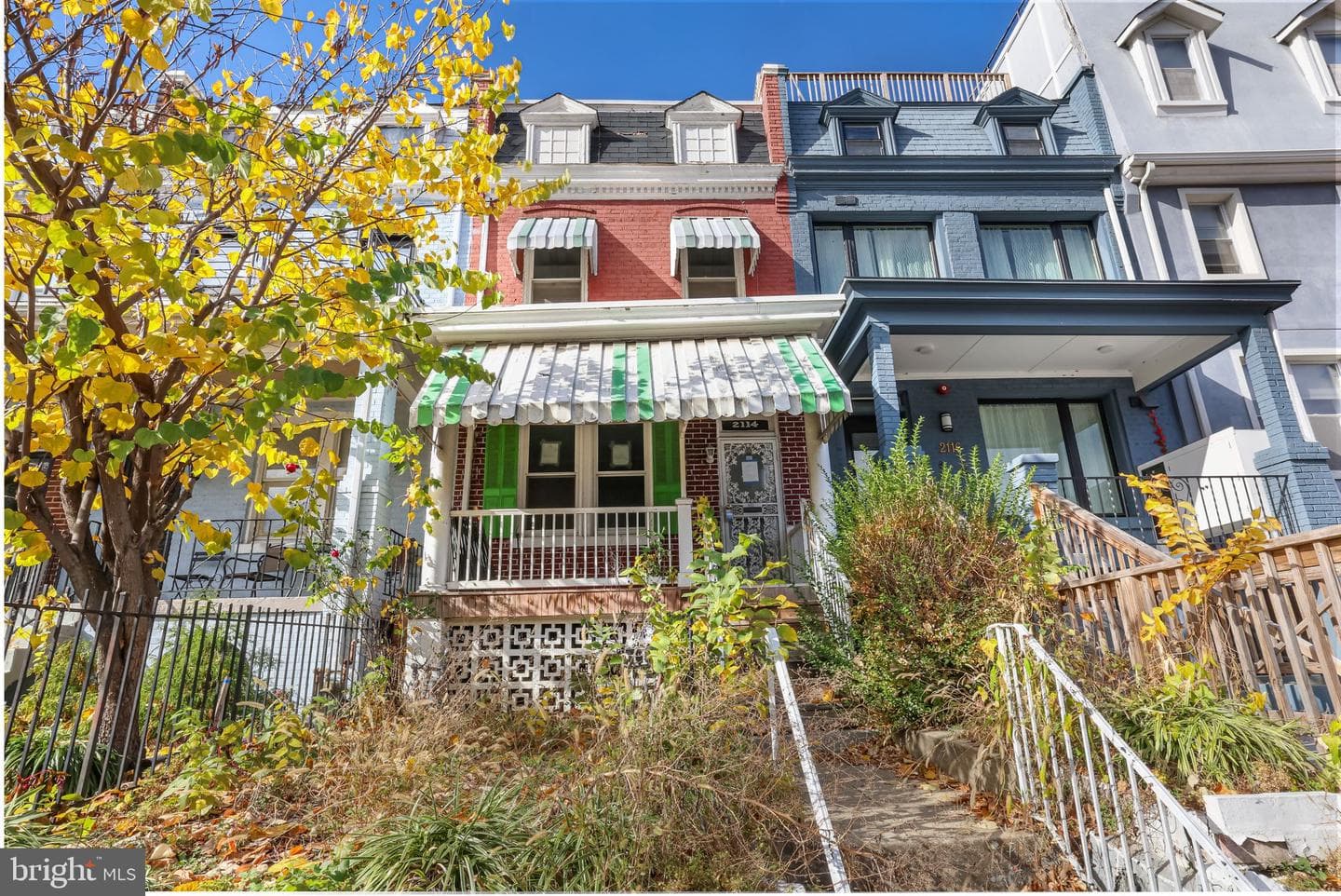 2114 4th Street NE photo 2