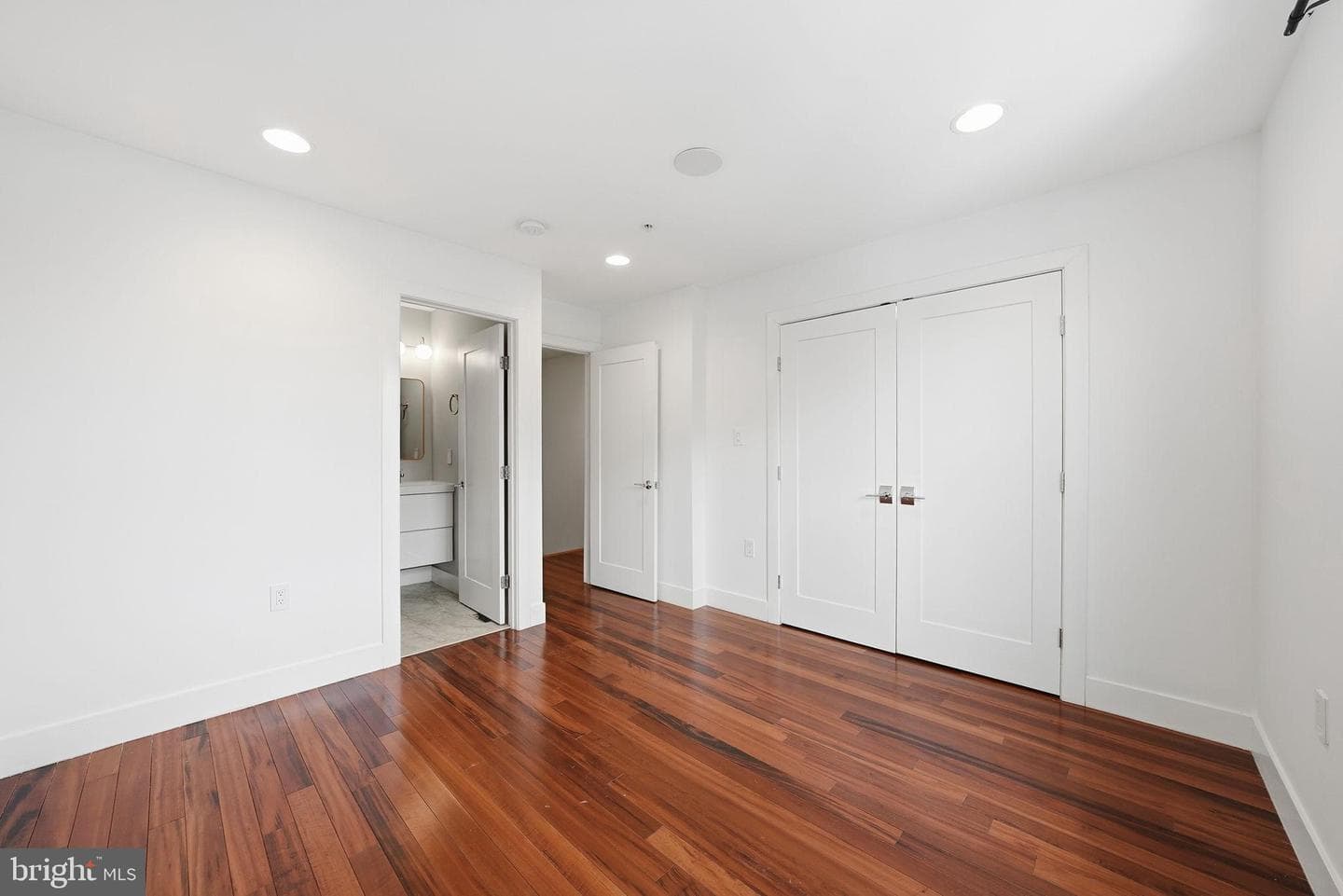 1512 F Street NE #2 photo 28
