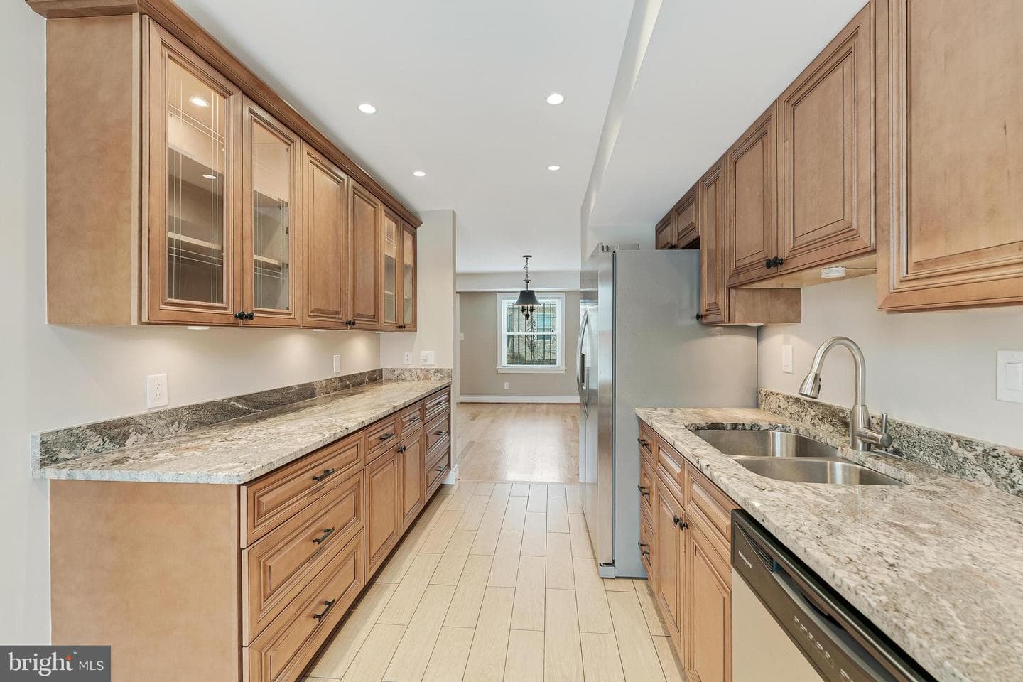814 Geranium Street NW photo 17