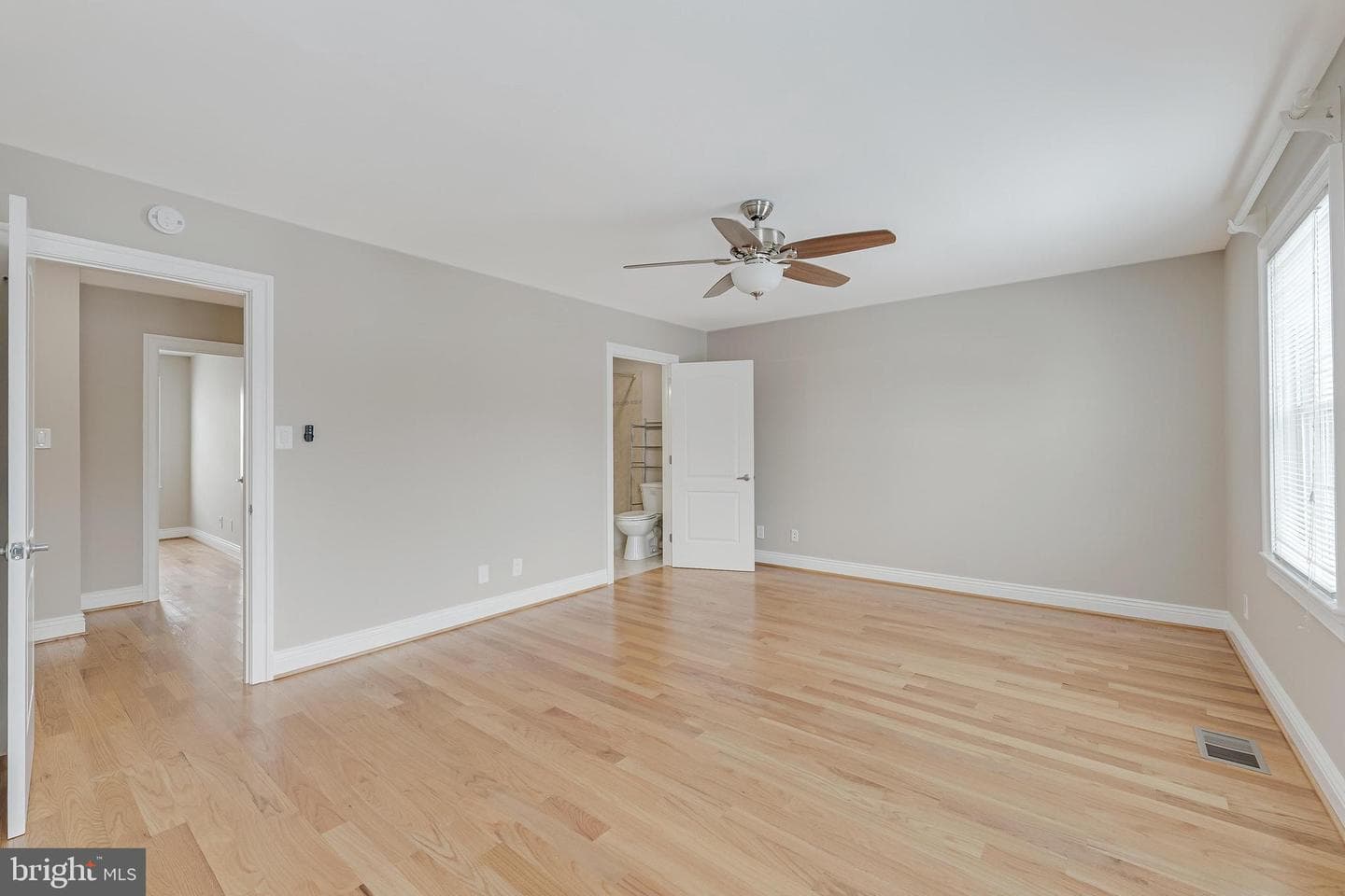 814 Geranium Street NW photo 33