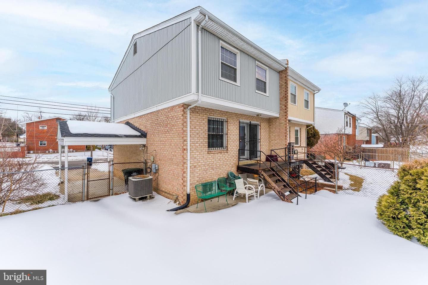 814 Geranium Street NW photo 4