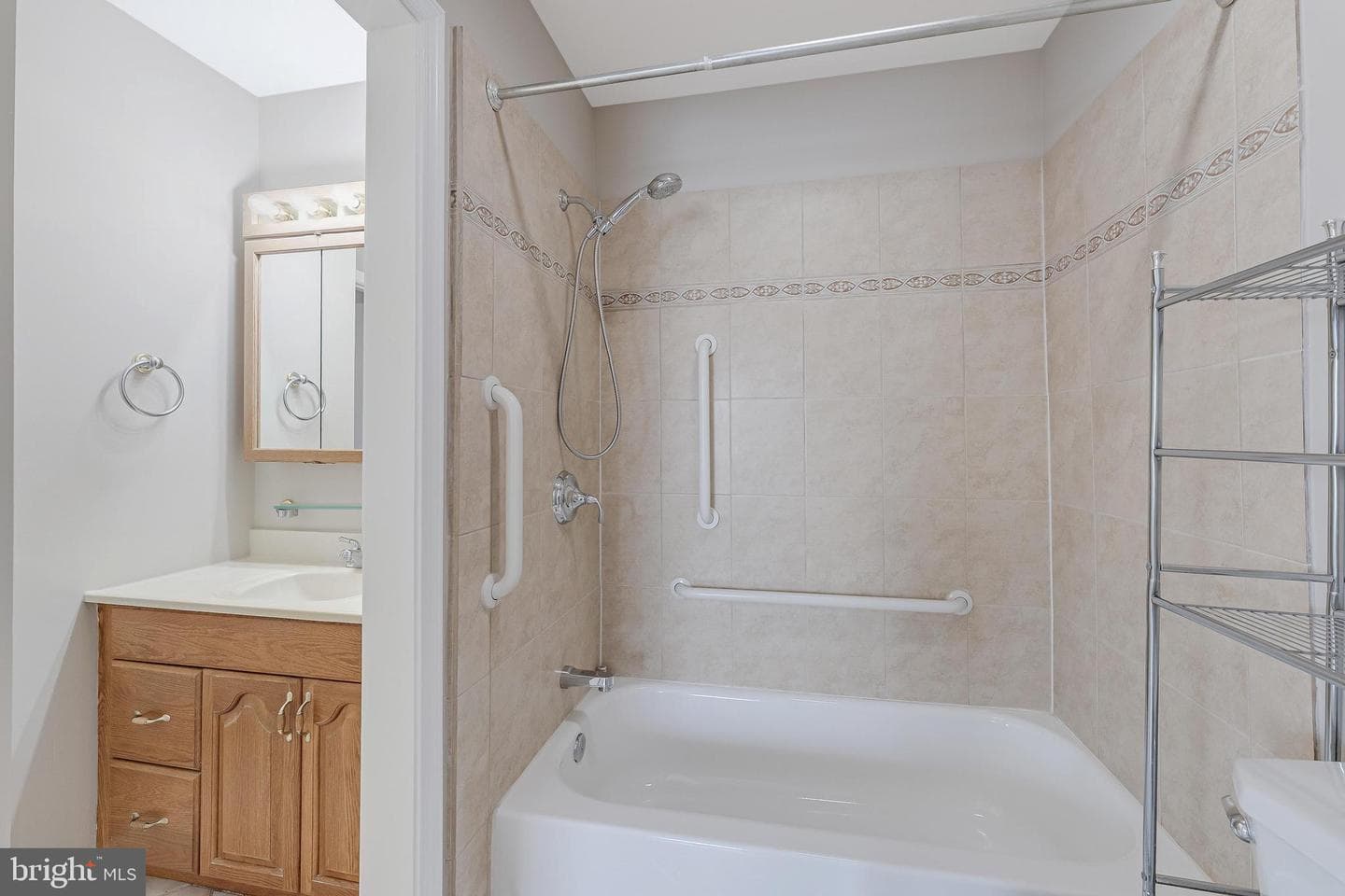 814 Geranium Street NW photo 40