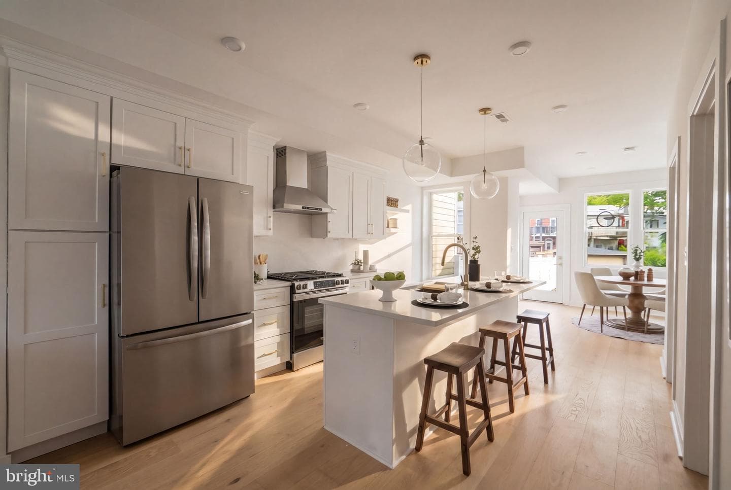 220 V Street NE, Washington