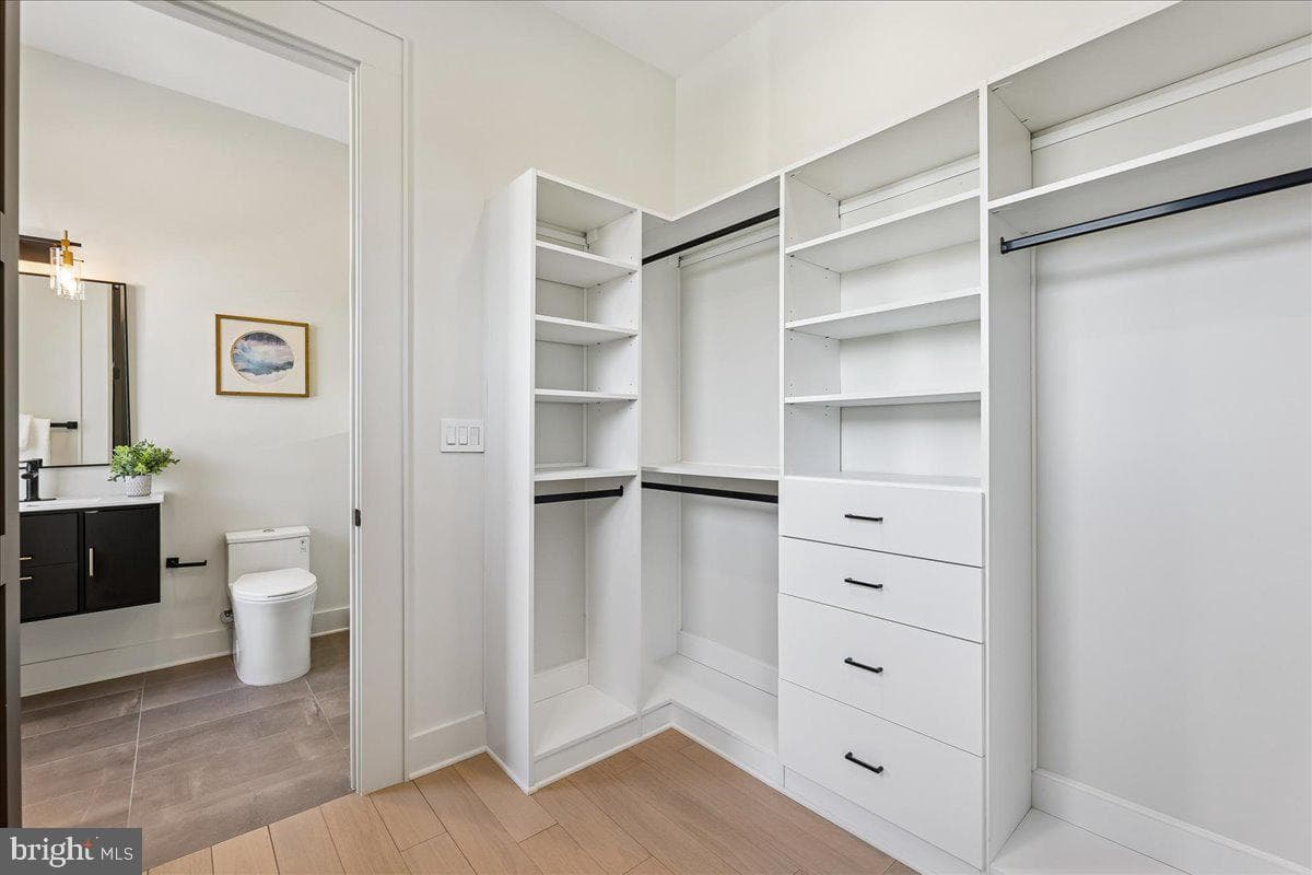 4428 Albemarle Street NW photo 33
