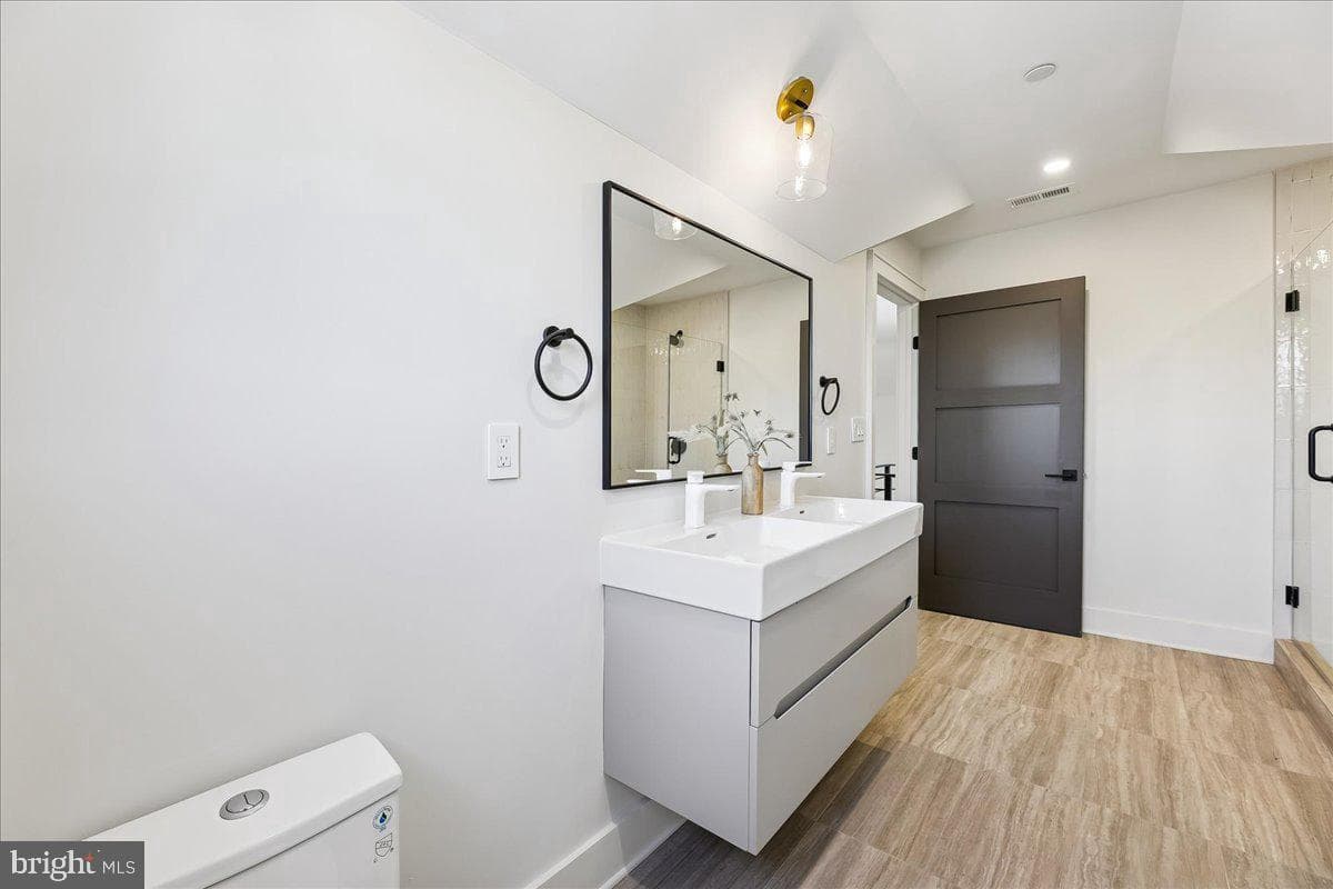 4428 Albemarle Street NW photo 67