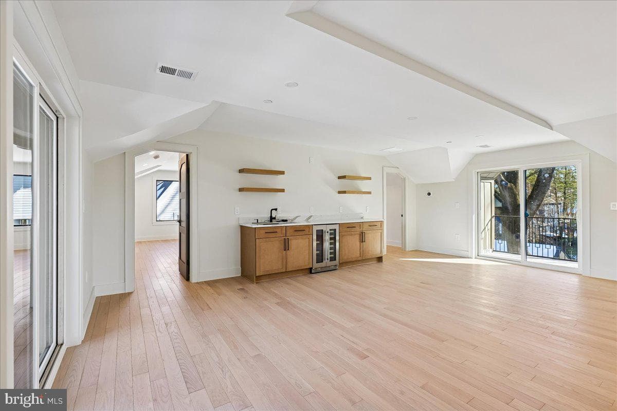 4428 Albemarle Street NW photo 69