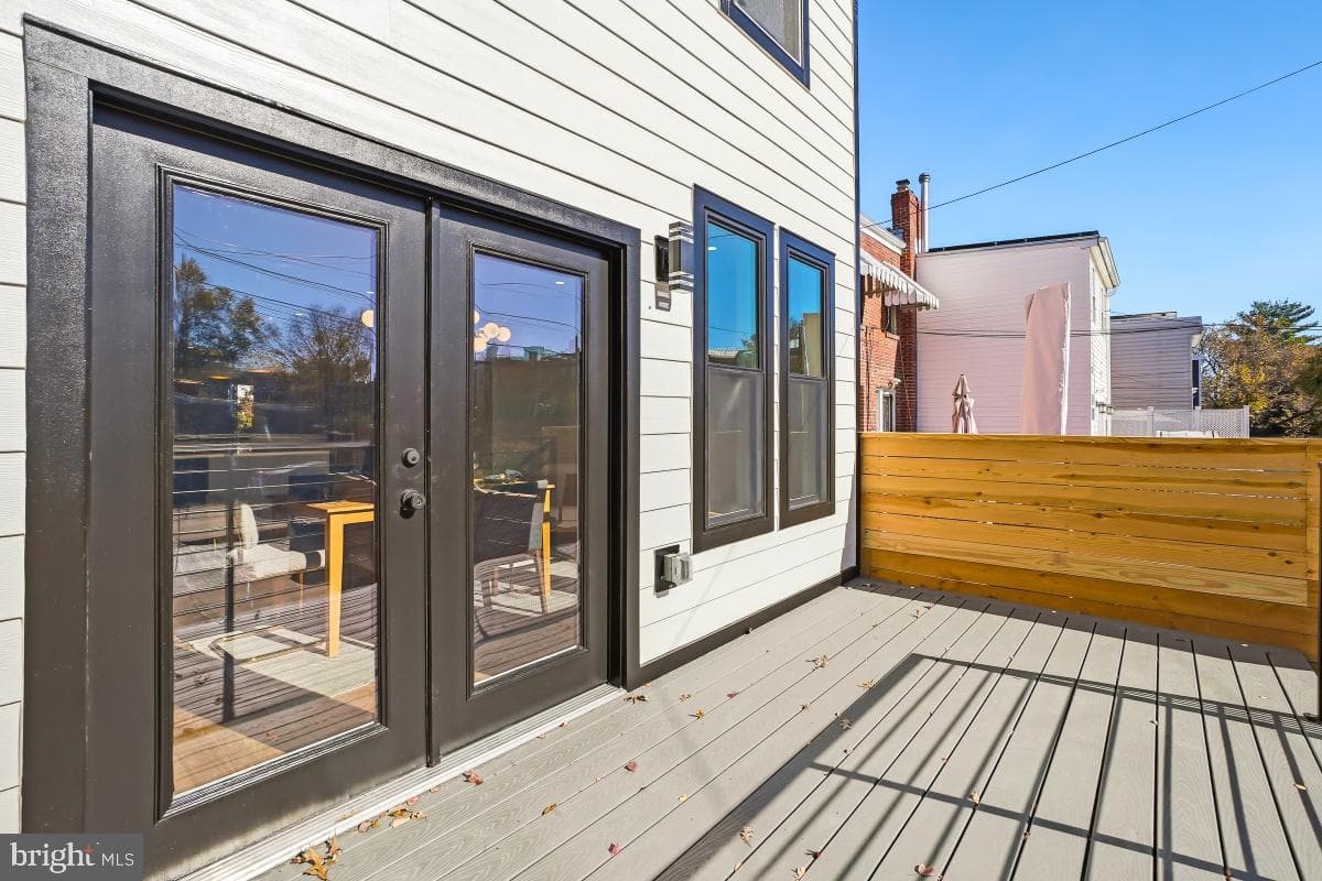 1621 D Street NE photo 10