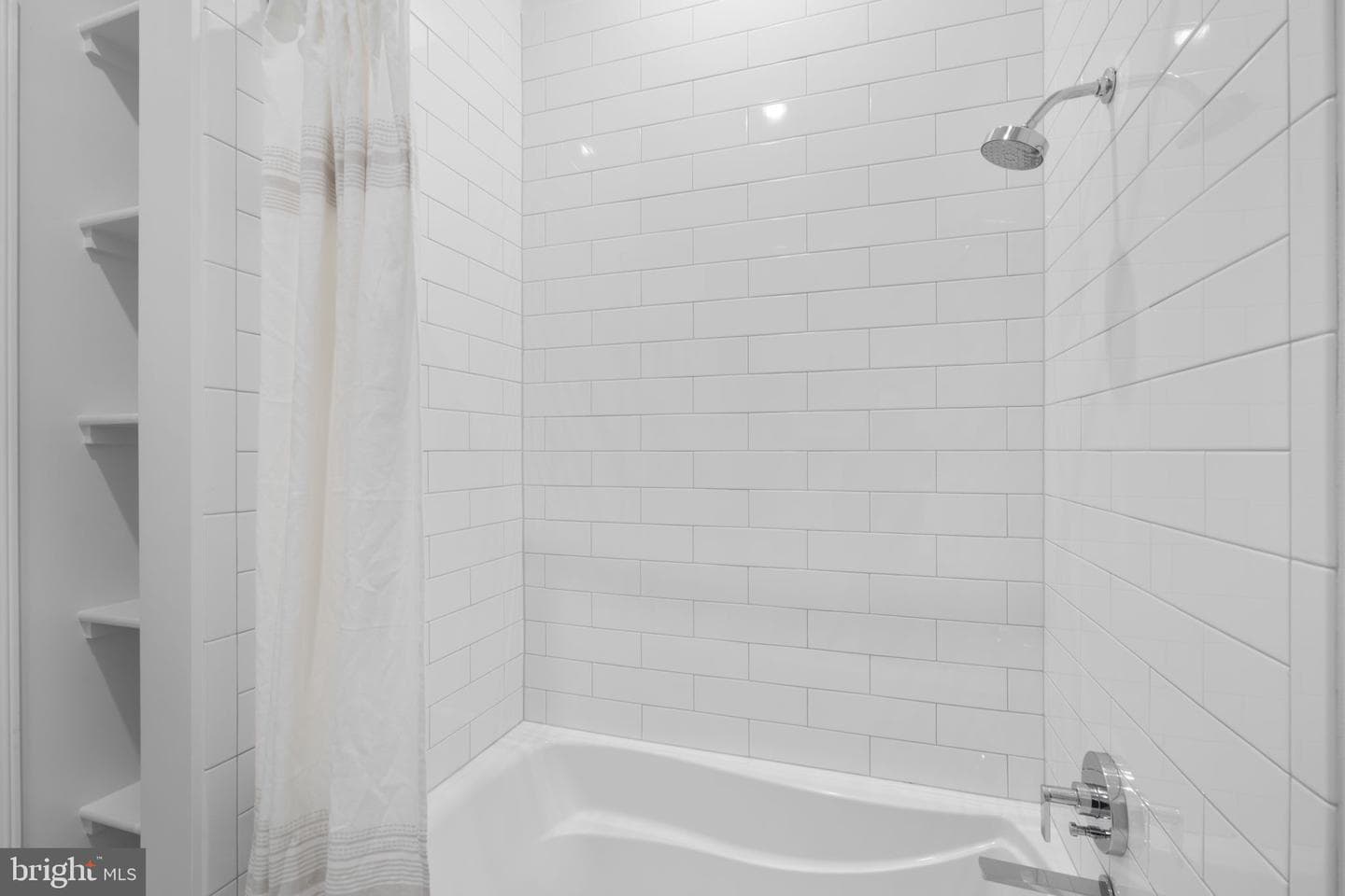 300 8th Street NE #102 photo 27