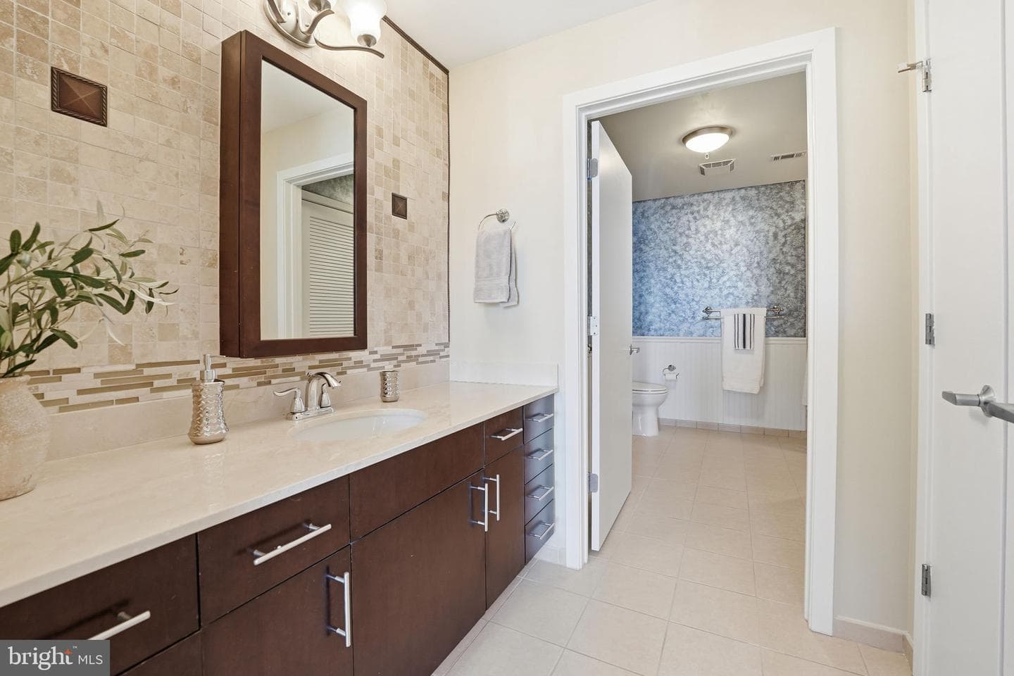 910 M Street NW #516 photo 13