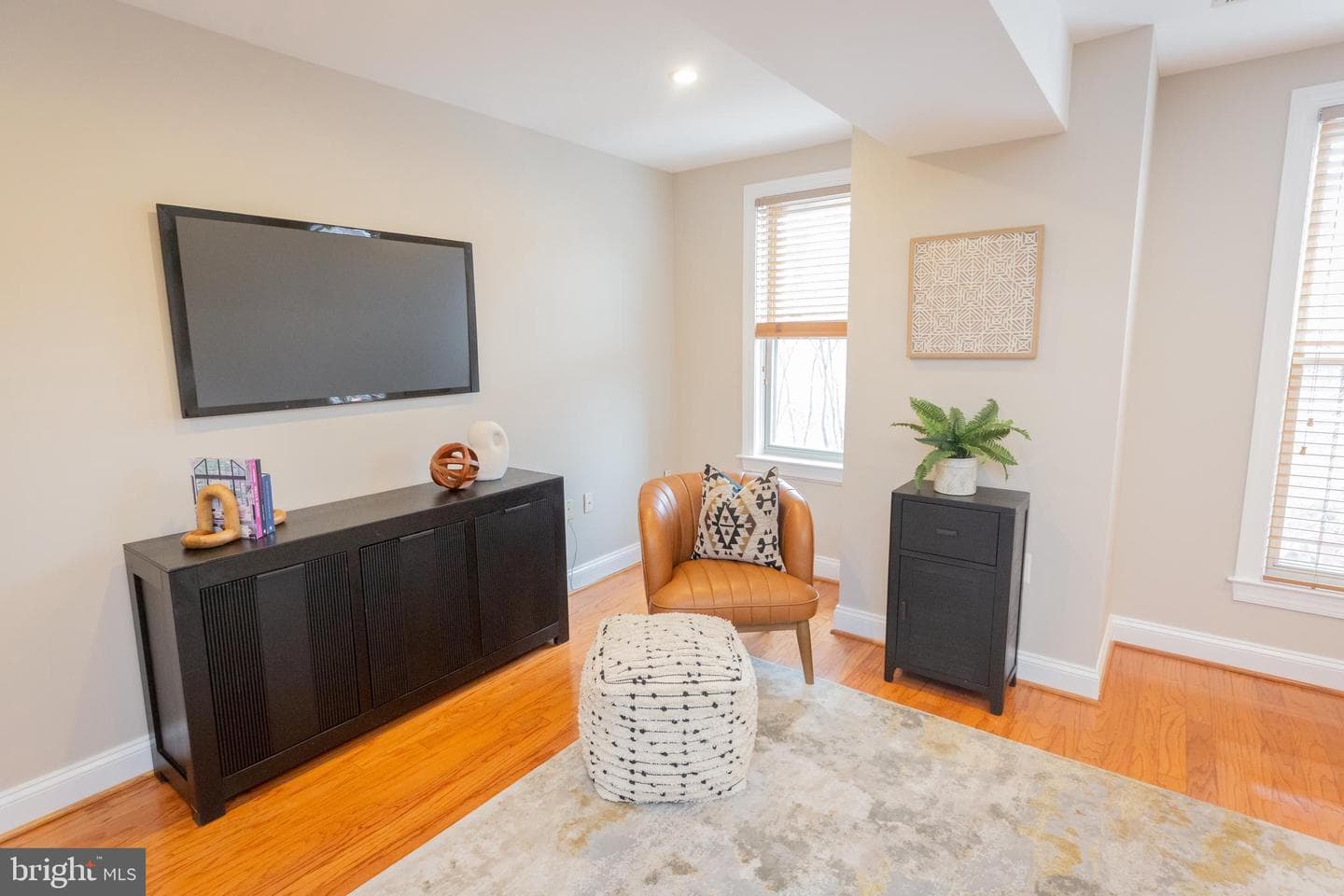 1432 East Capitol Street NE #1432 photo 14
