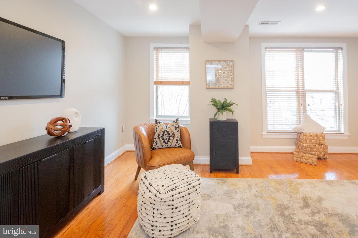 1432 East Capitol Street NE #1432 photo 15