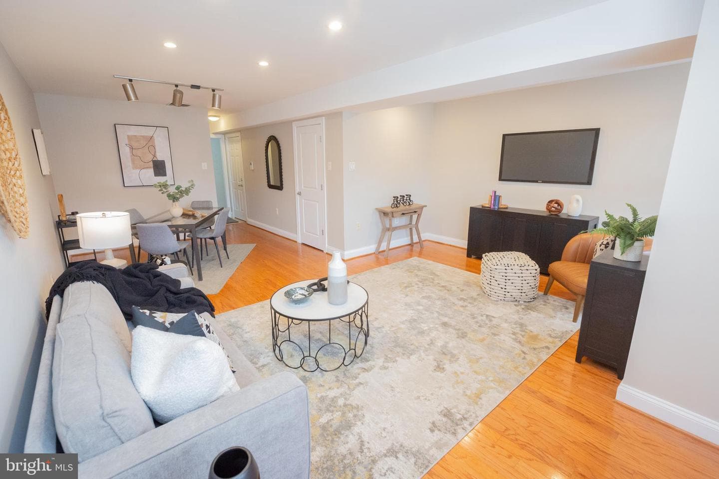 1432 East Capitol Street NE #1432 photo 19