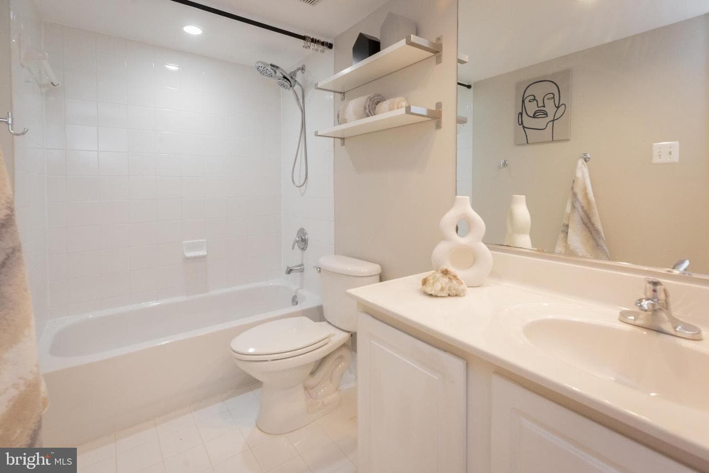 1432 East Capitol Street NE #1432 photo 31