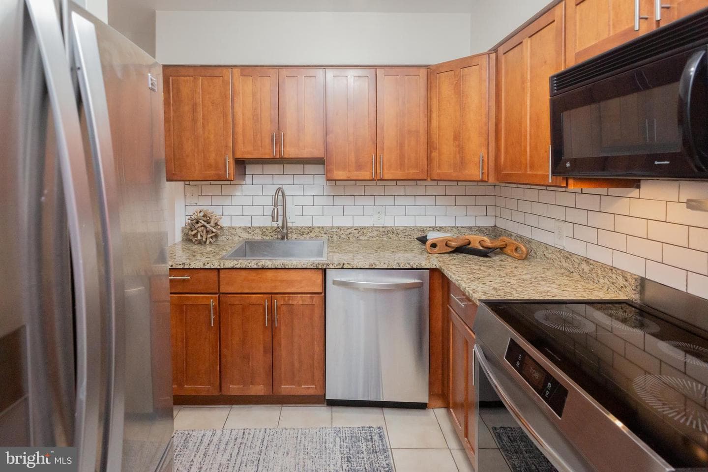 1432 East Capitol Street NE #1432 photo 5