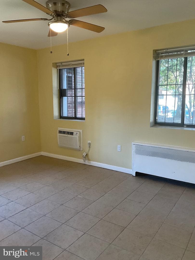 6 Galveston Street SW #103 photo 4