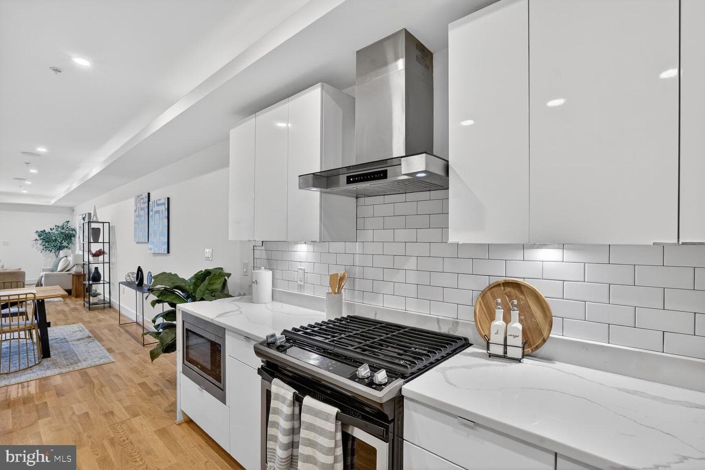 1125 Morse Street NE #1 photo 4