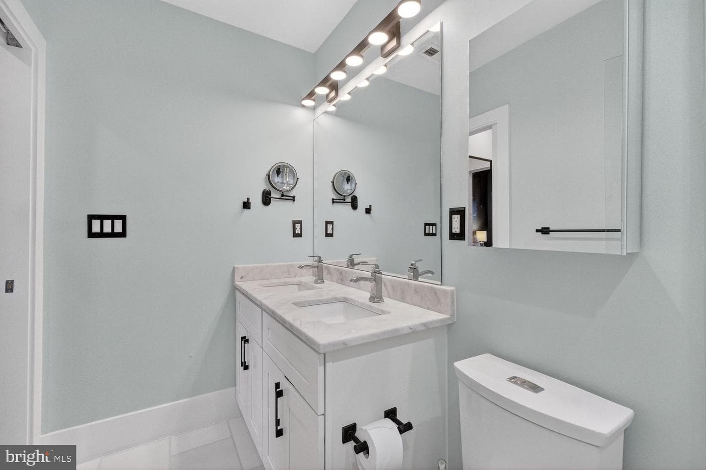 2214 North Capitol Street NW photo 21