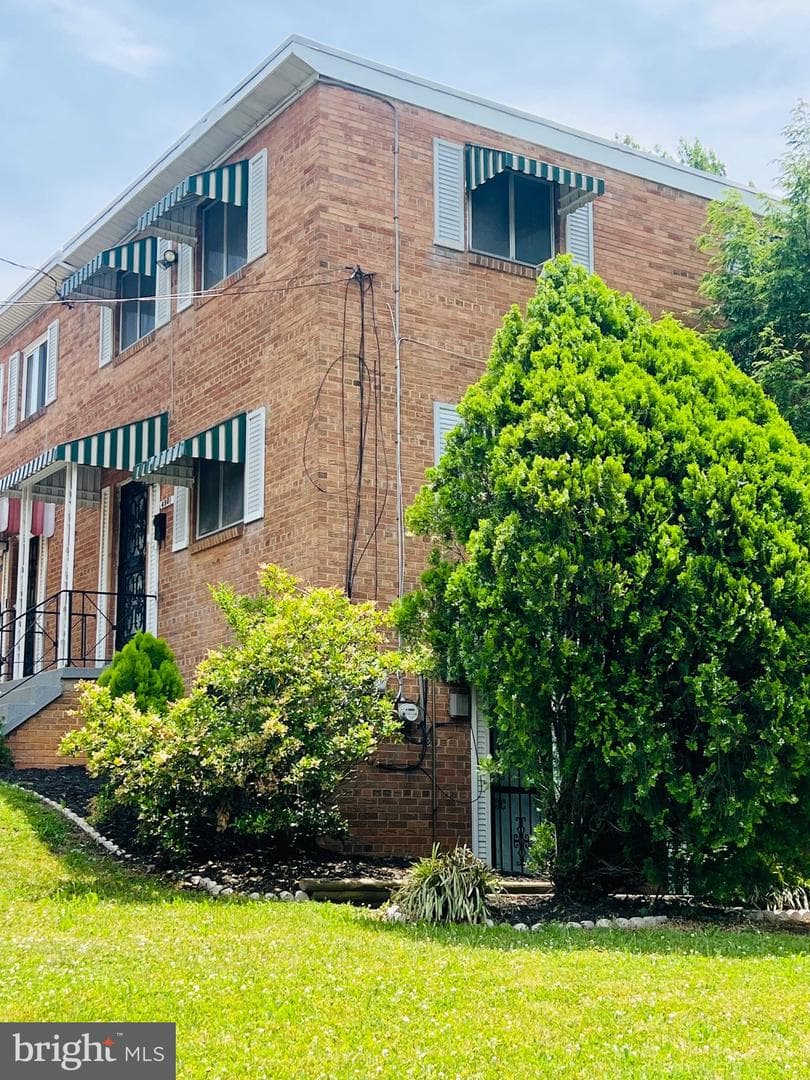 4901 Fitch Place NE, Washington