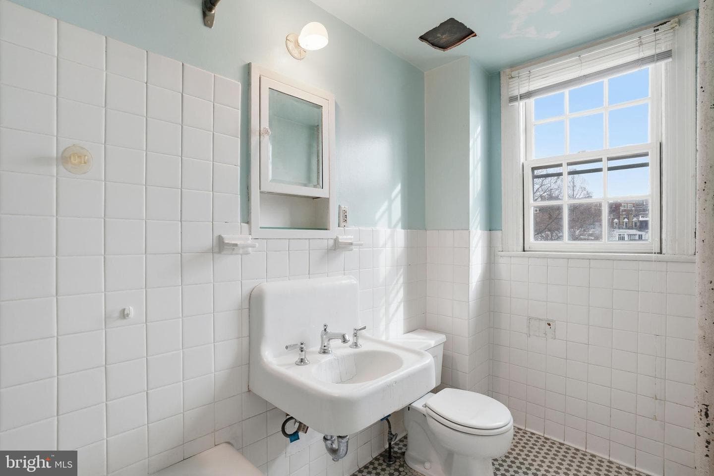 2040 Belmont Road NW #536 photo 22