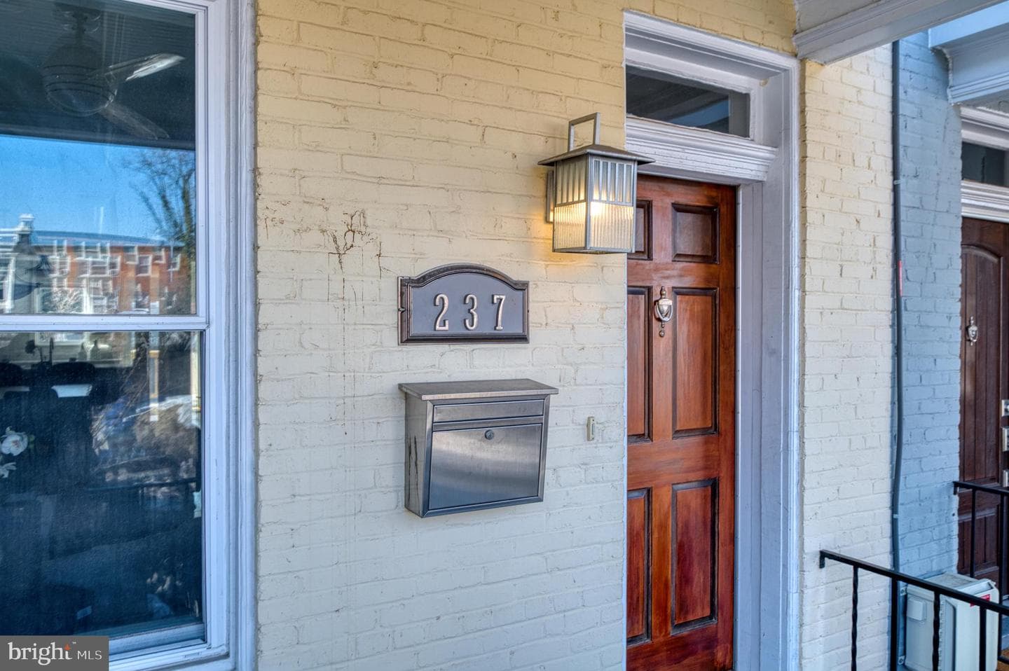 237 16th Street SE photo 2