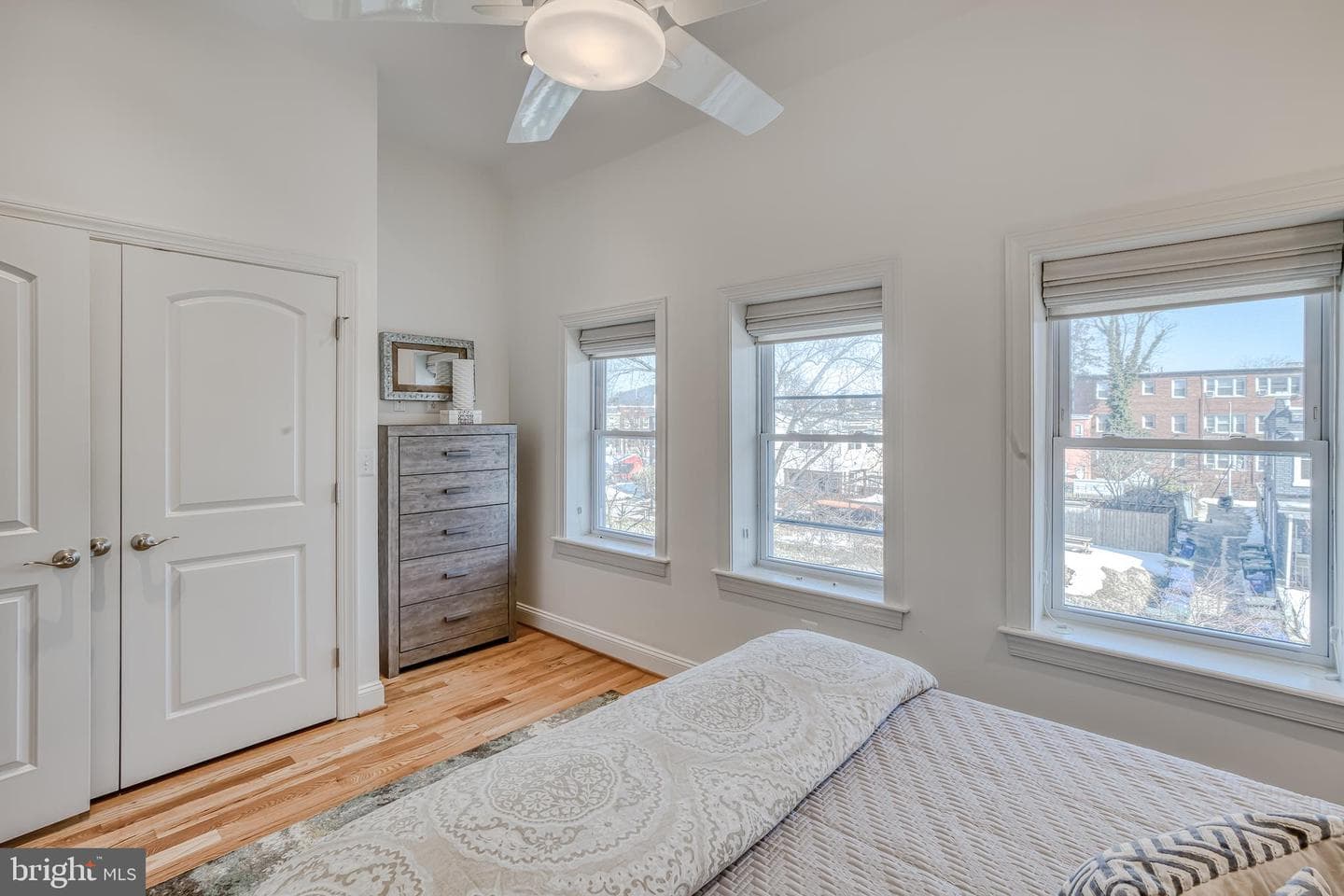 237 16th Street SE photo 22