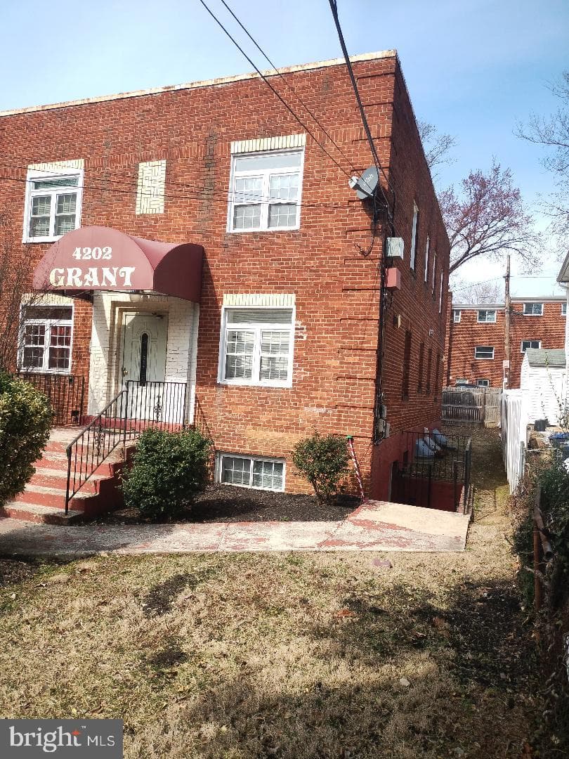 4202 Grant Street NE #202 photo 19