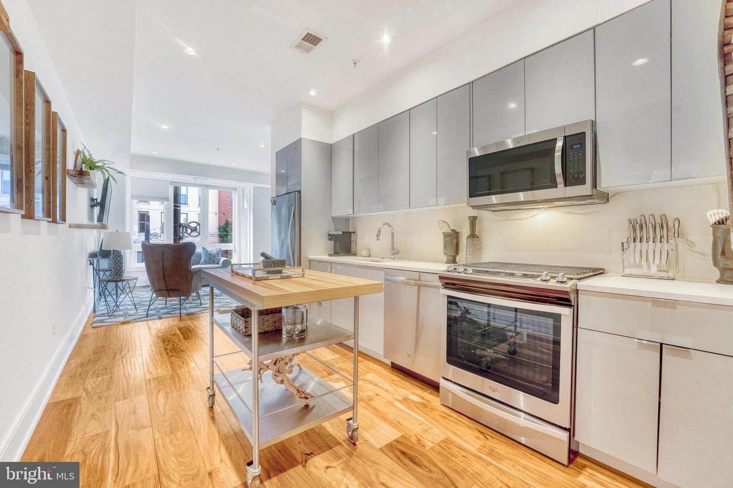 904 H Street NE #1 photo 5