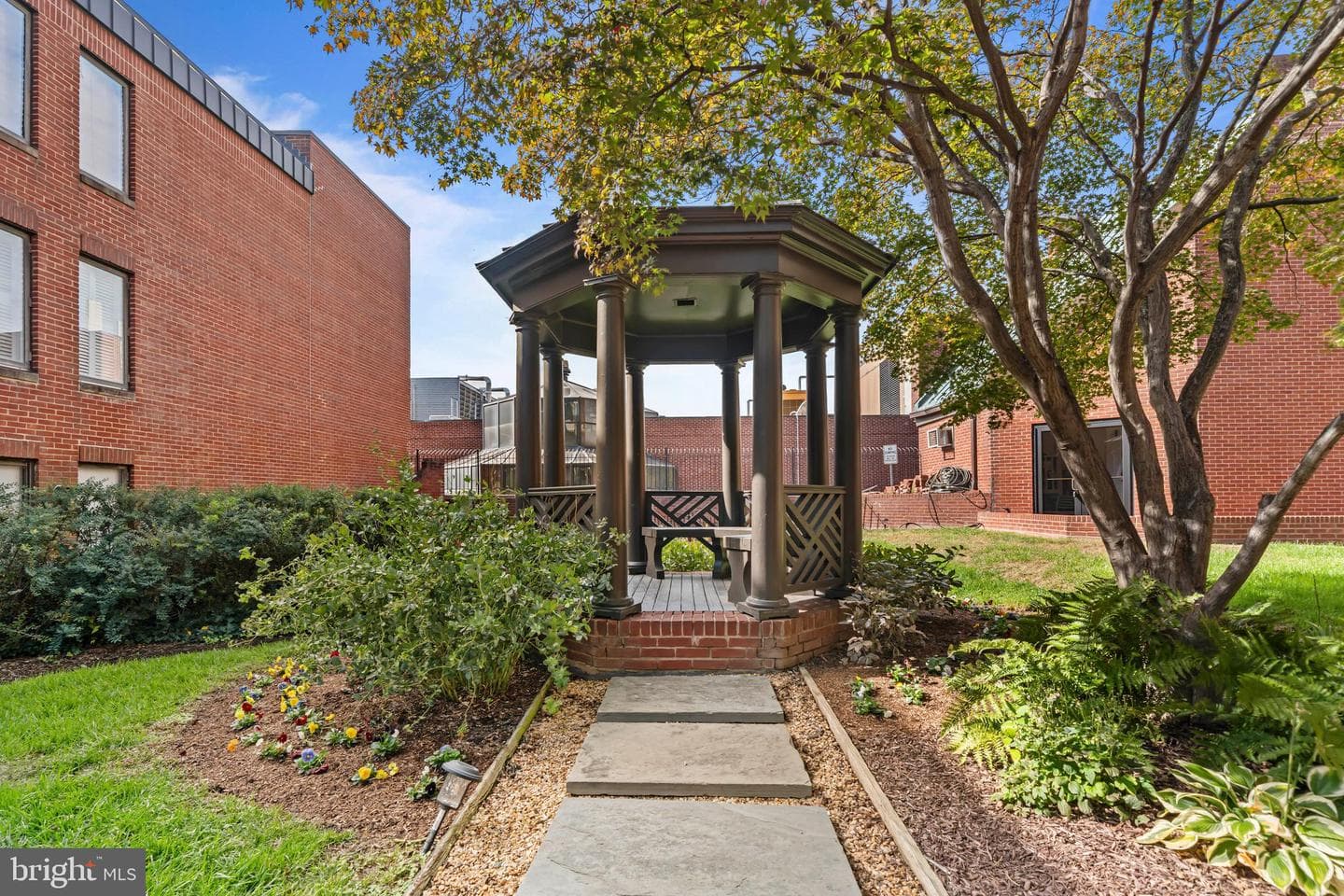 3225 Grace Street NW #219 photo 2