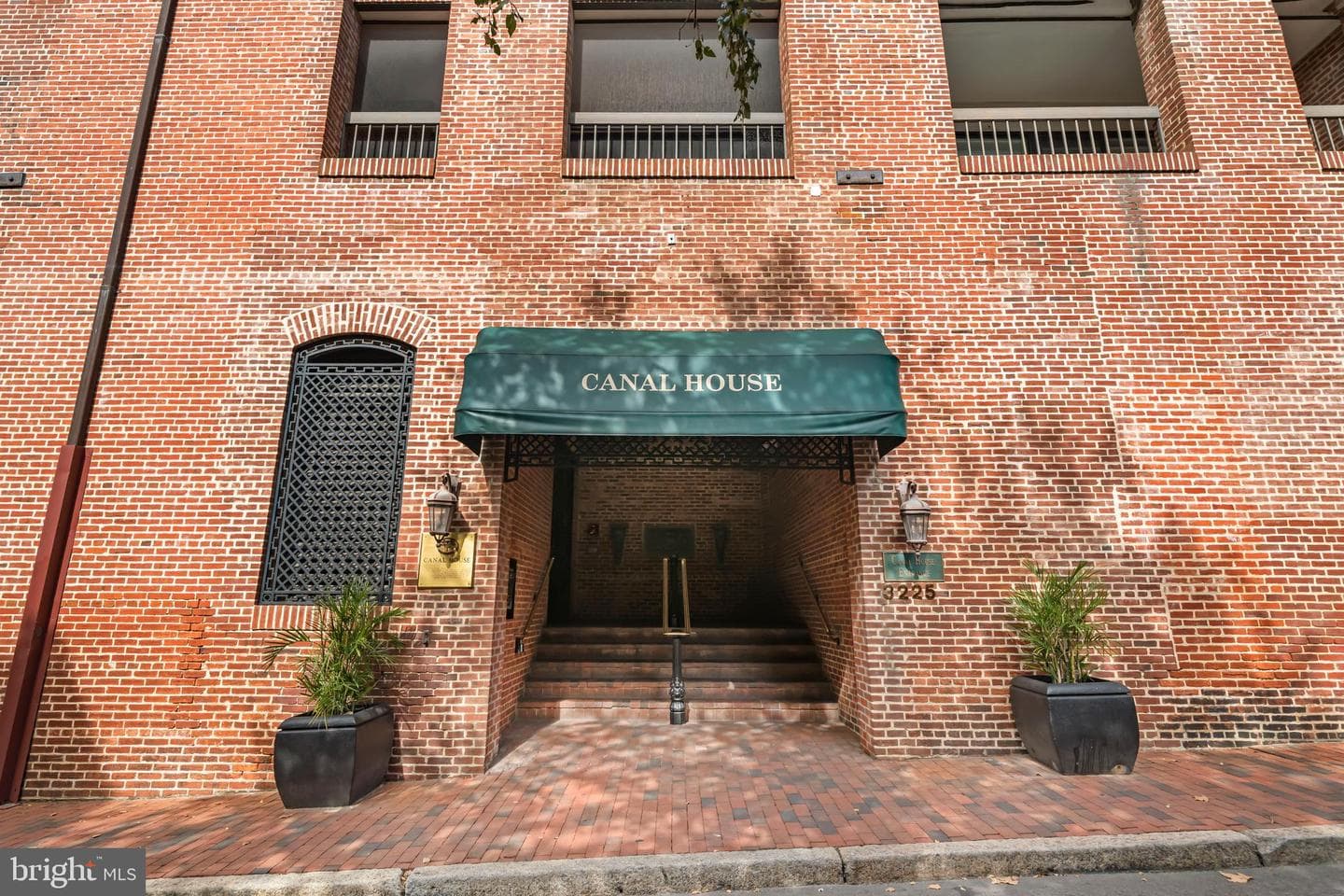 3225 Grace Street NW #219 photo 3