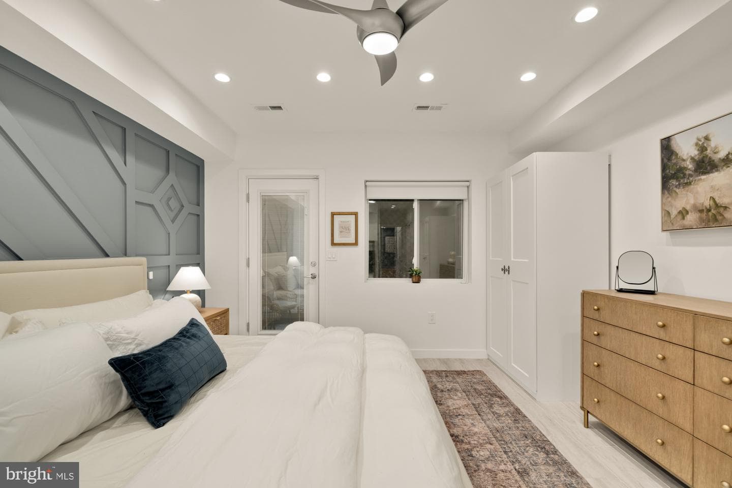 2315 Ontario Road NW #1 photo 30