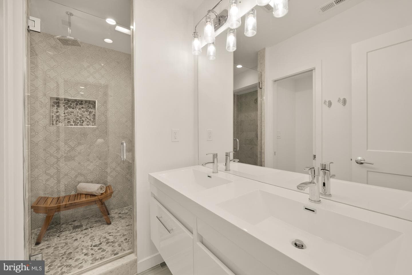 2315 Ontario Road NW #1 photo 34