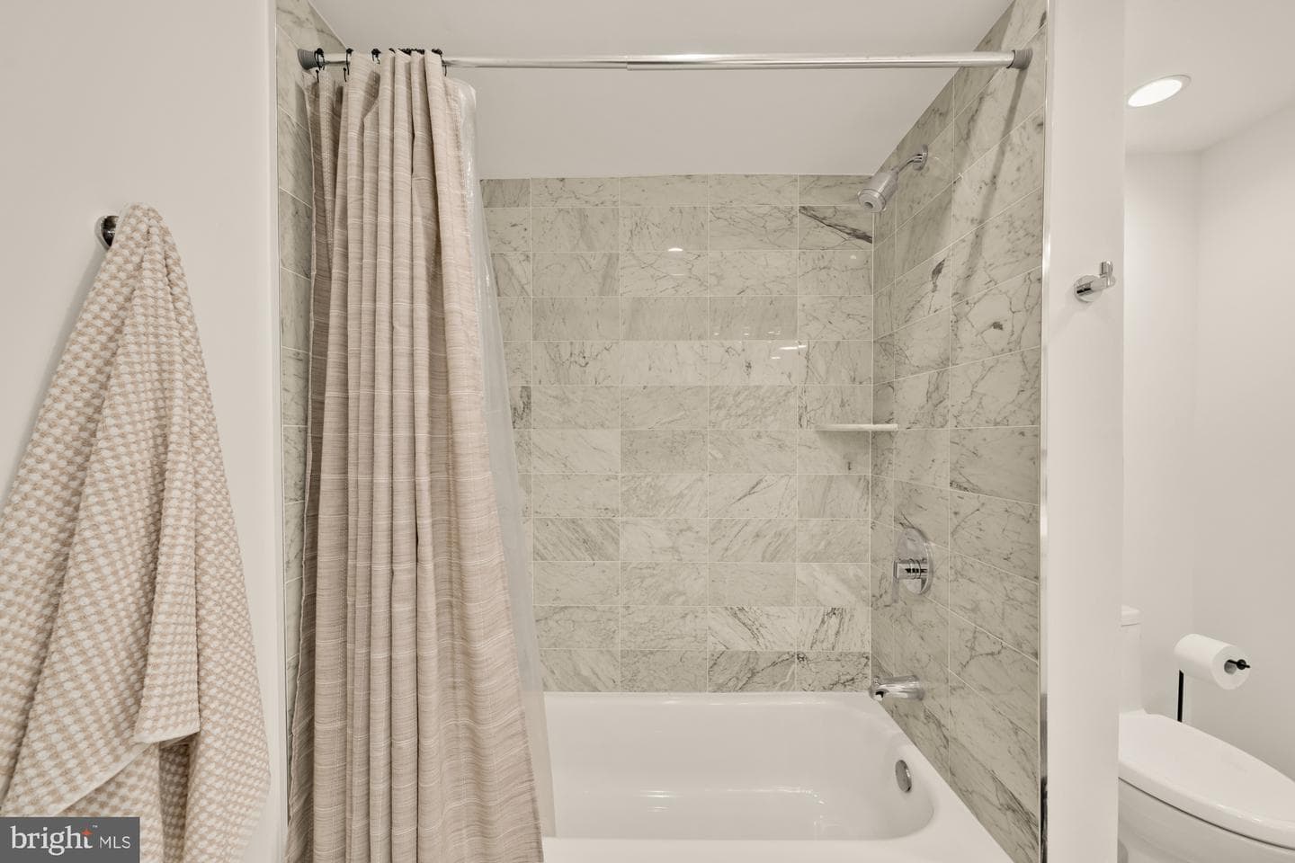 2315 Ontario Road NW #1 photo 39