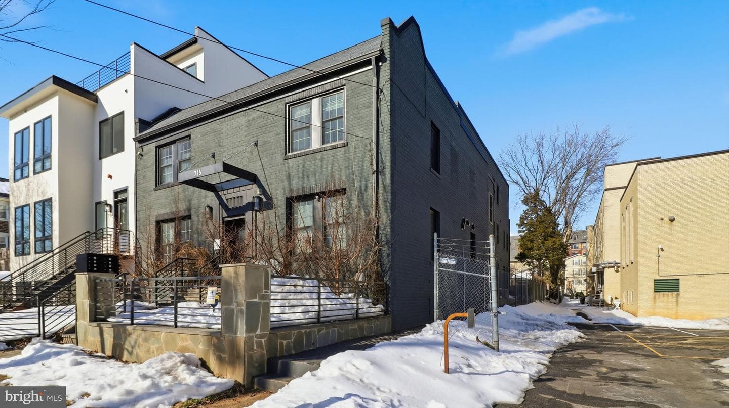 716 Kearny Street NE #5 photo 32