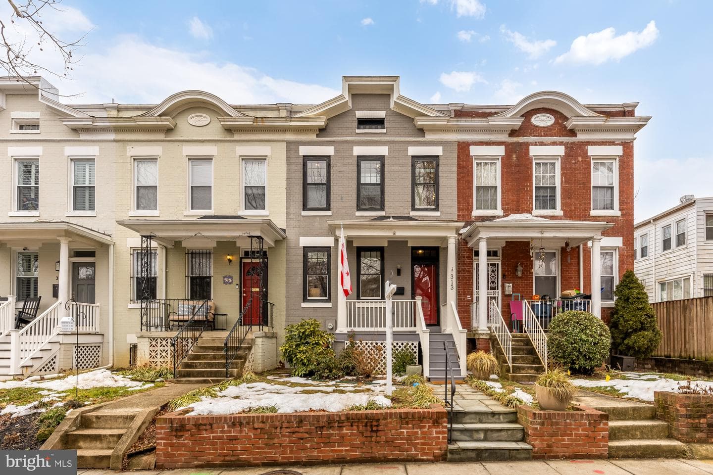 313 14th Street NE