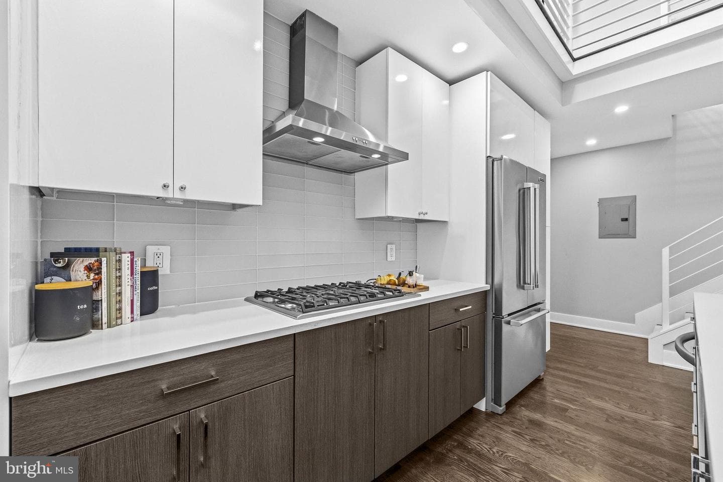2012 NW Kalorama Road NW #8 photo 5