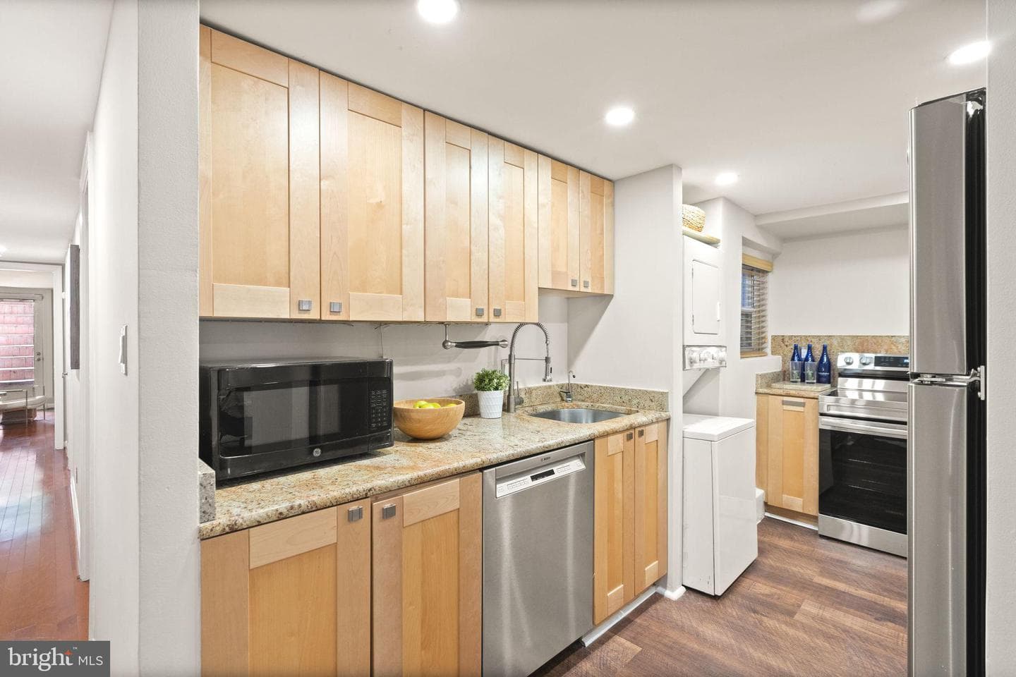 2509 17th Street NW #1 photo 4