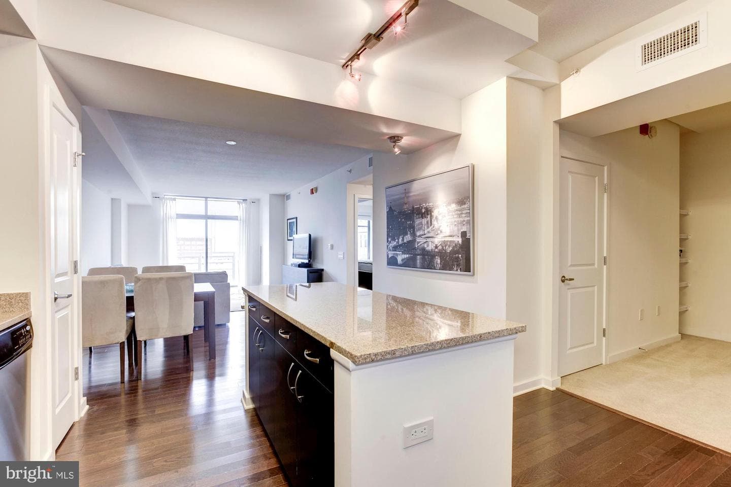 475 K Street NW #1105 photo 10