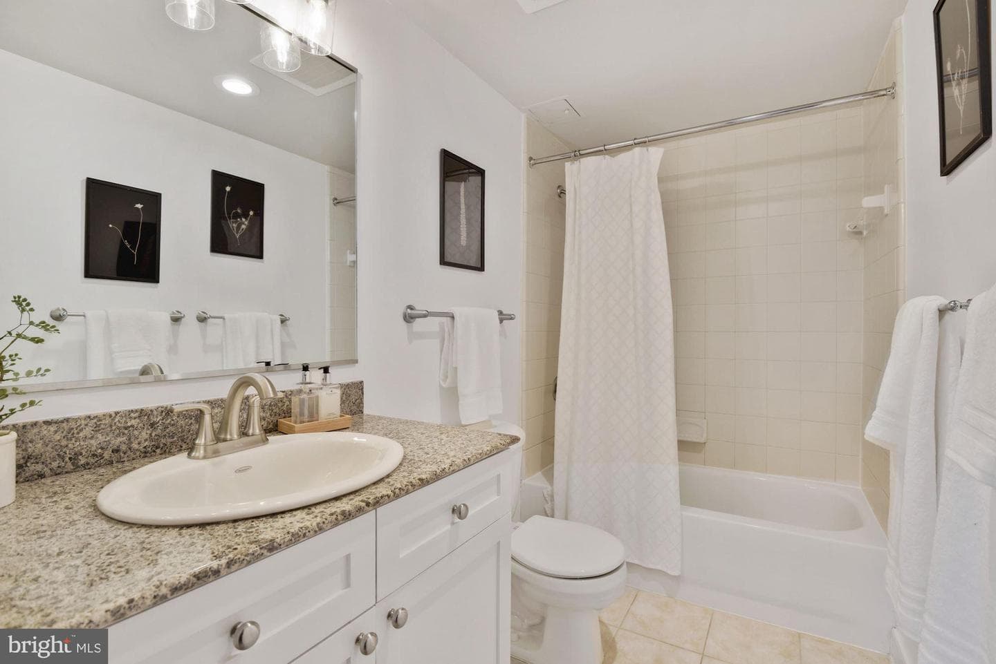 777 7th Street NW #1013 photo 15