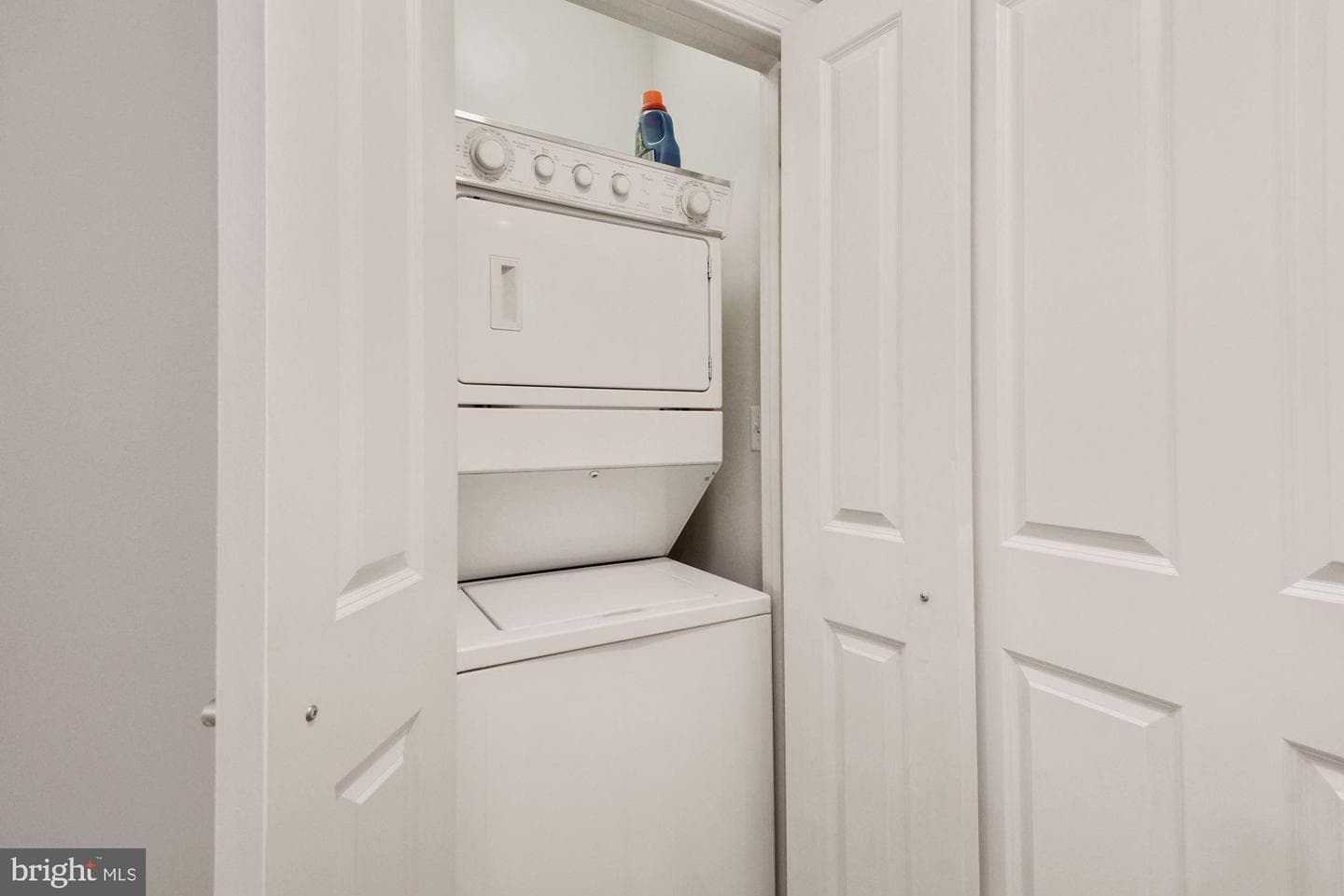 777 7th Street NW #1013 photo 18