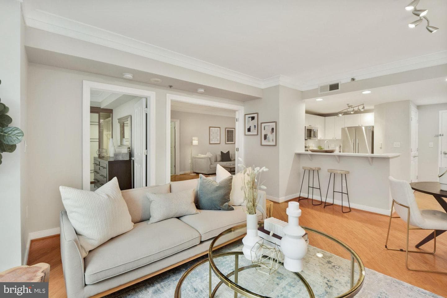 777 7th Street NW #1013 photo 7