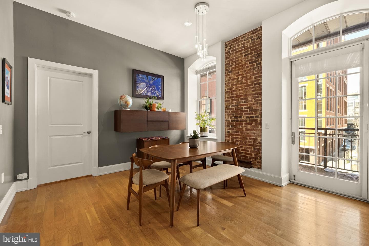 215 I Street NE #311 photo 12