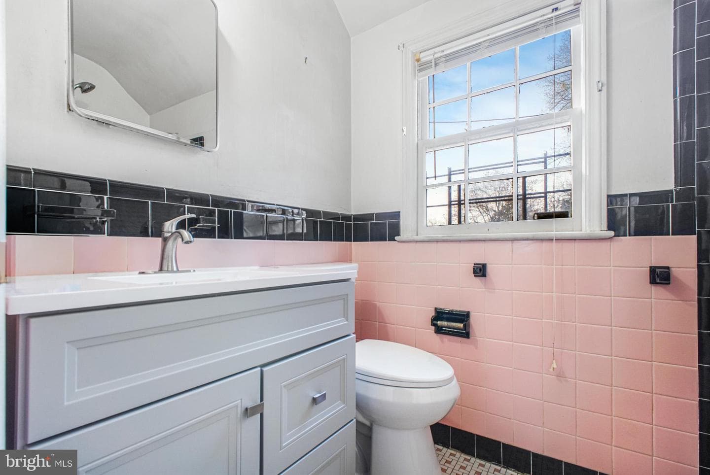1605 Crittenden Street NE photo 16