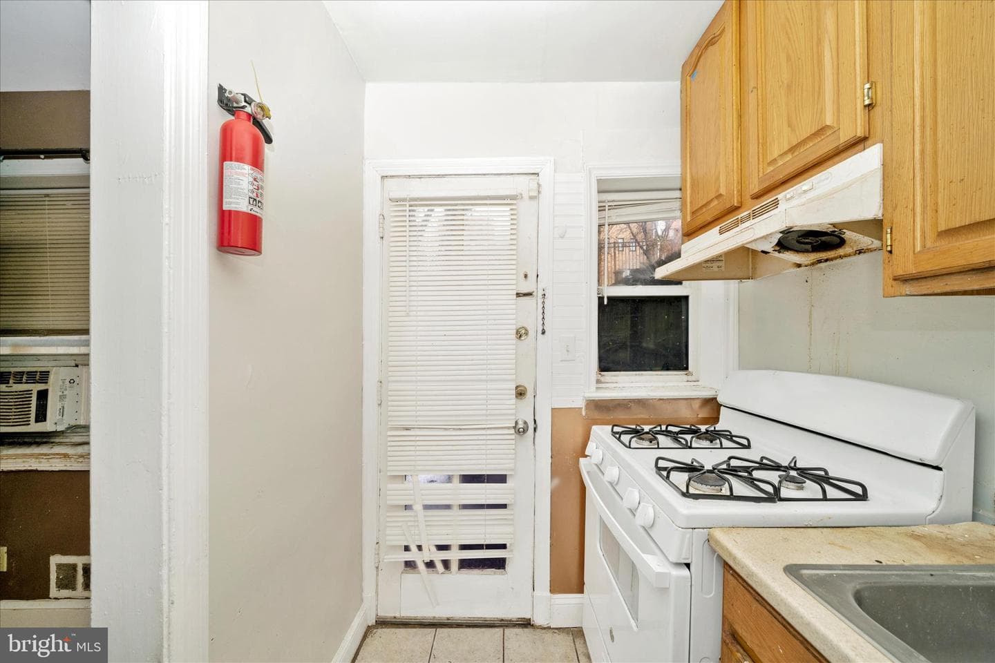 1316 Dexter Terrace SE photo 18