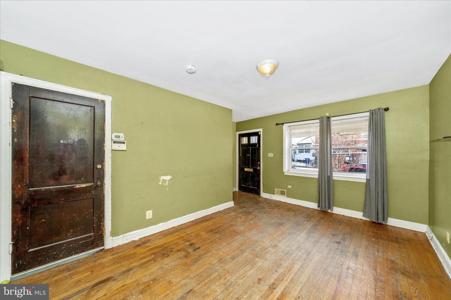 1316 Dexter Terrace SE photo 5